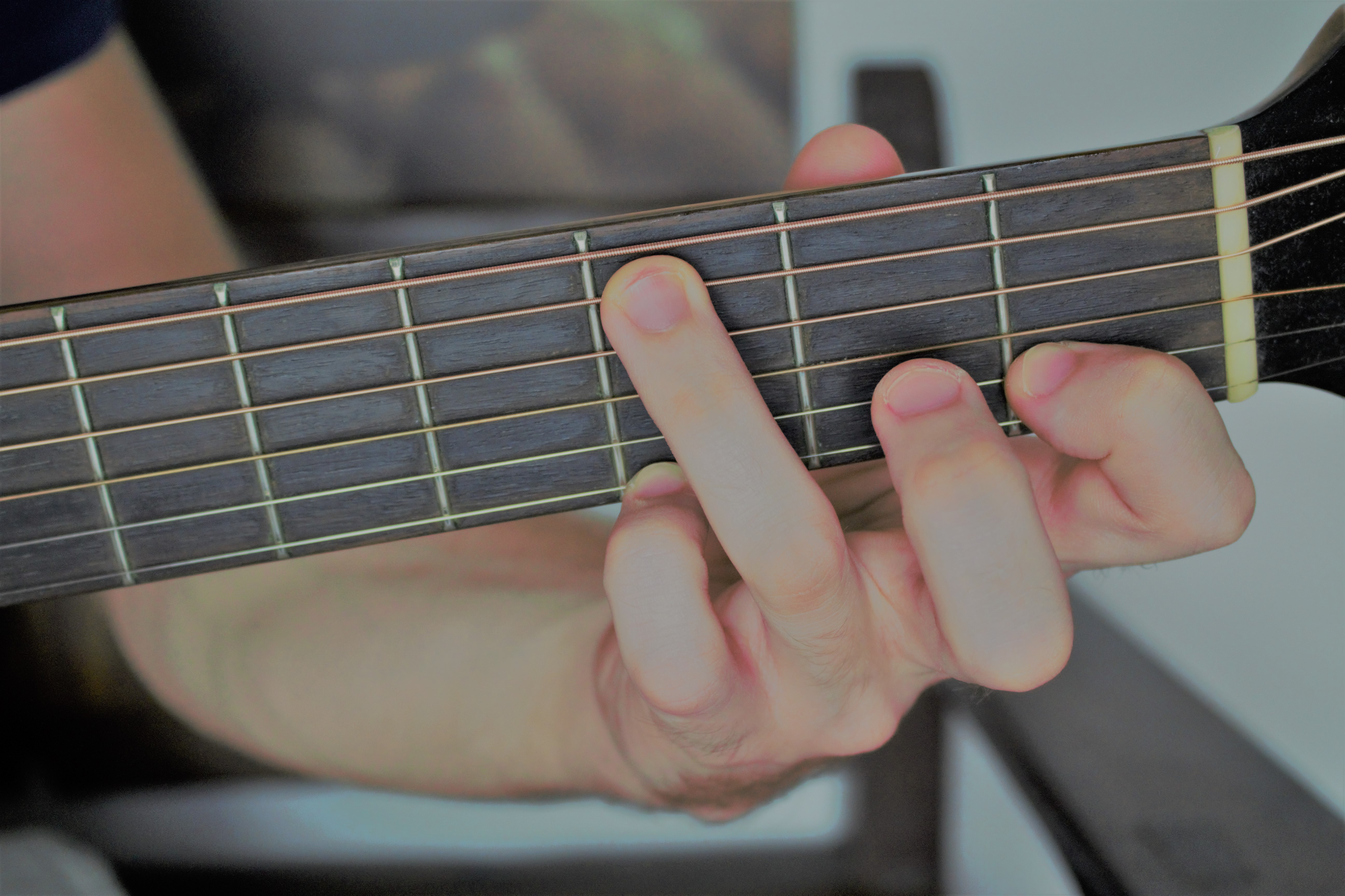 thumb-position-to-fix-flying-fingers-on-guitar-fingerstyle-guitar-lessons